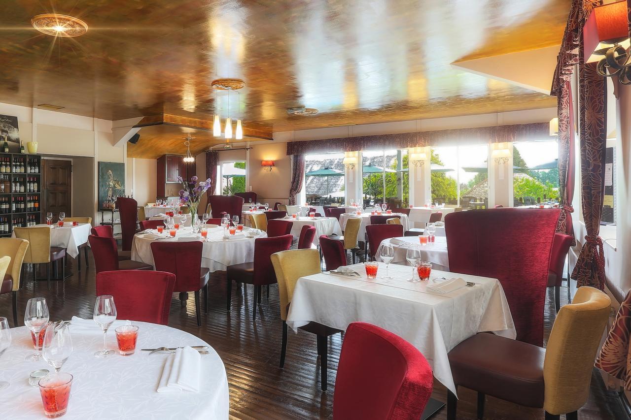 Logis Hotel-Restaurant Les Voyageurs La Coquille Exterior photo